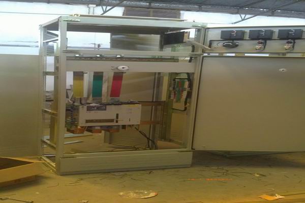 新龙配电箱-配电箱的安全使用常识